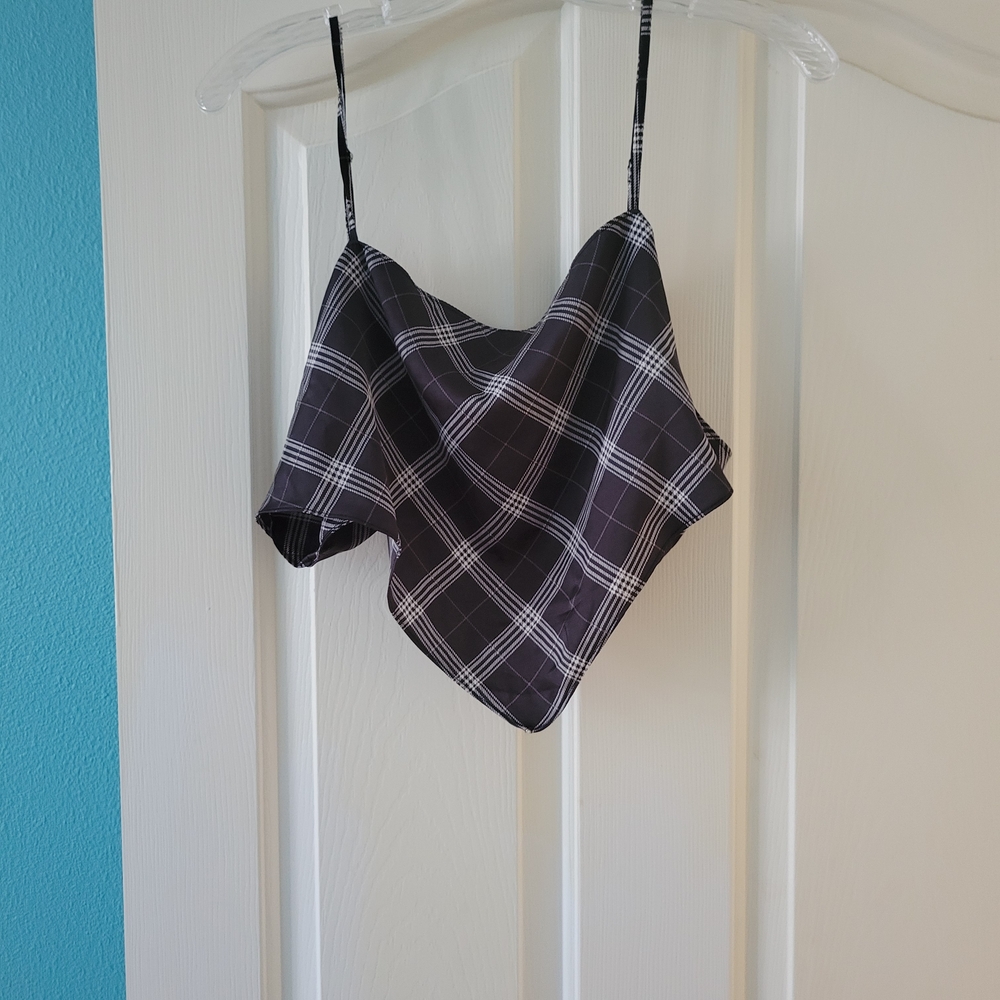 H&M Black and White Plaid Crop Top